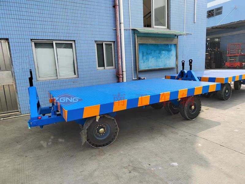 15T重型华球直播_华球（中国）双牵引全挂车