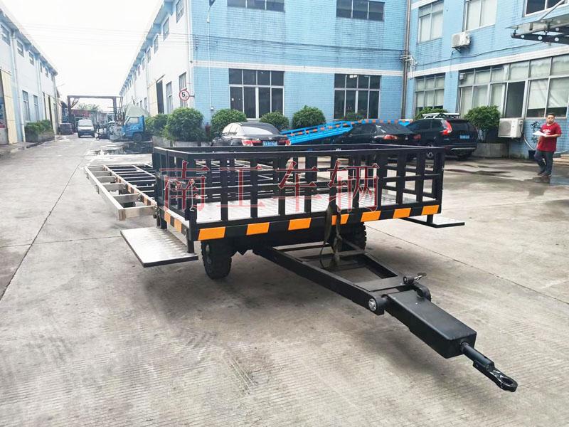 4吨华球直播_华球（中国）带小框架铝花纹板