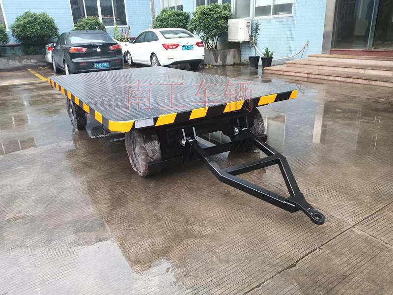 5吨无动力叉车牵引华球直播_华球（中国）