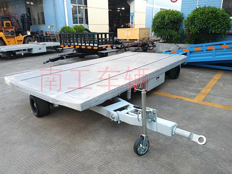 6吨牵引船艇转运工具华球直播_华球（中国）