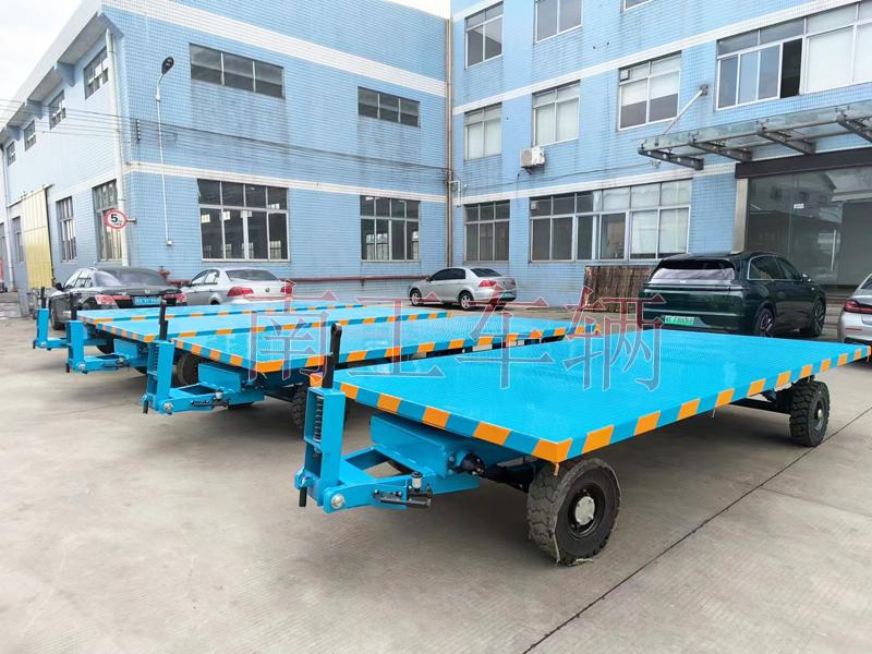 6吨华球直播_华球（中国）蓝色 带减震带刹车工具拖车