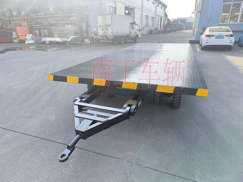 8吨牵引华球直播_华球（中国） 工业用工具拖车无动力