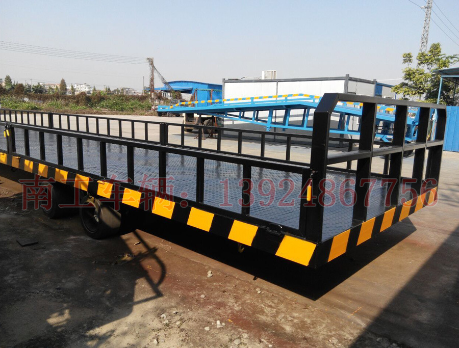 13米华球直播_华球（中国） 液压刹车护栏华球直播_华球（中国）8.jpg