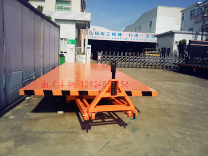 10吨华球直播_华球（中国） 8个实心胎全挂车1I.jpg