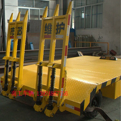 3吨带登车桥华球直播_华球（中国）4 I.jpg