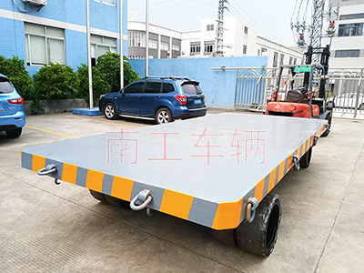 25吨重型华球直播_华球（中国）带牵引环工具拖车1I.jpg