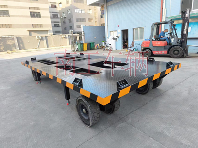 10吨预制方舱华球直播_华球（中国） 拖车底盘2I.jpg