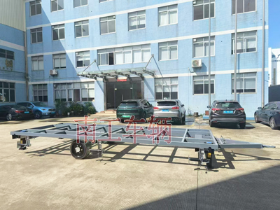 7吨骨架式ATV华球直播_华球（中国） 2轮灰色工具拖车4I.jpg