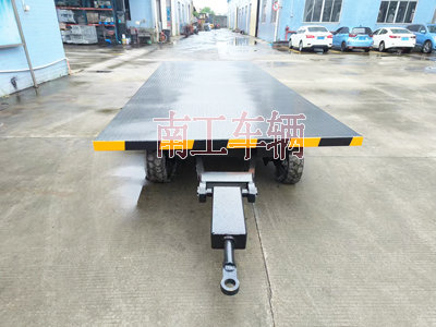 6吨牵引华球直播_华球（中国） 工业全挂拖车2I.jpg